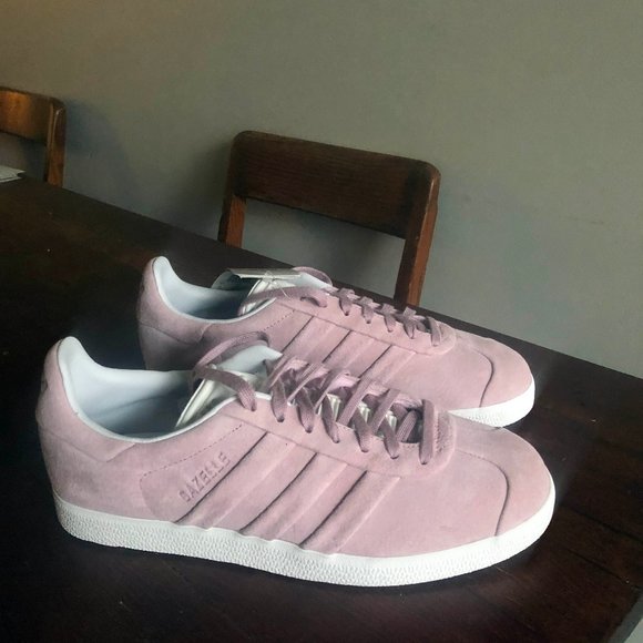 BNWT Adidas Gazelle Stitch and Turn sneakers - Picture 1 of 6